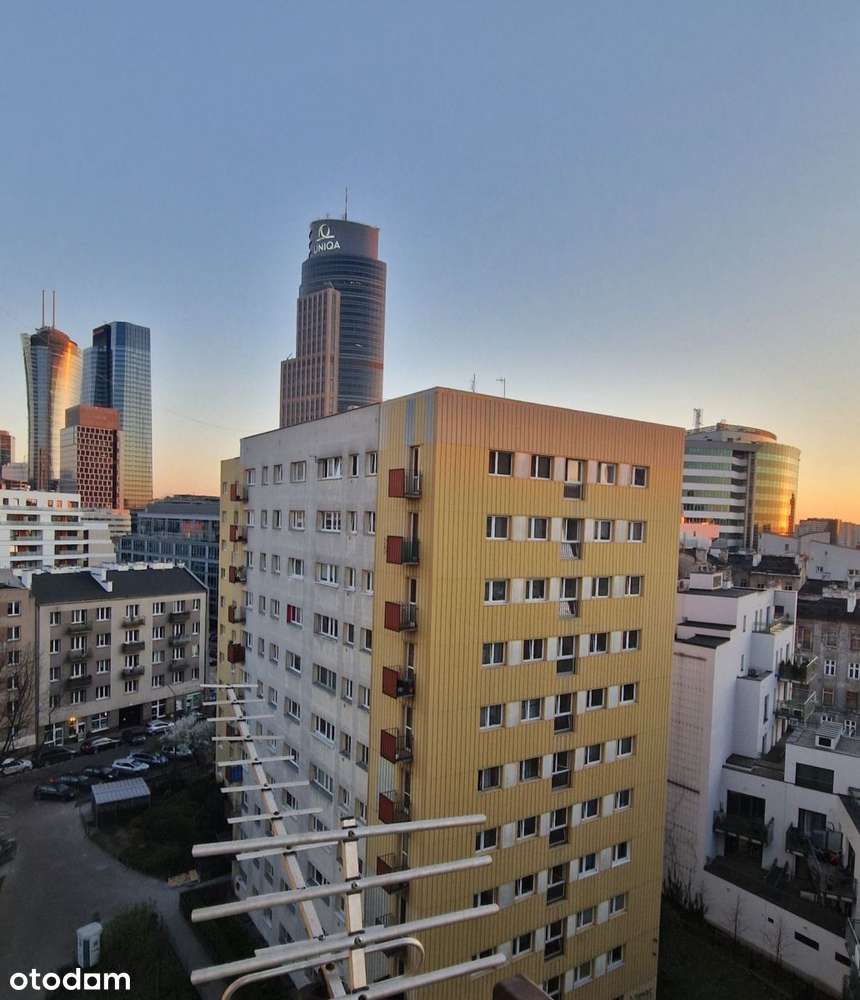 Trzypokojowe w centrum miasta za 809000-11