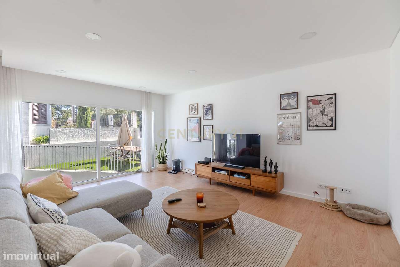 Moradia T3 com Piscina - Foros de Amora - Grande imagem: 5/44