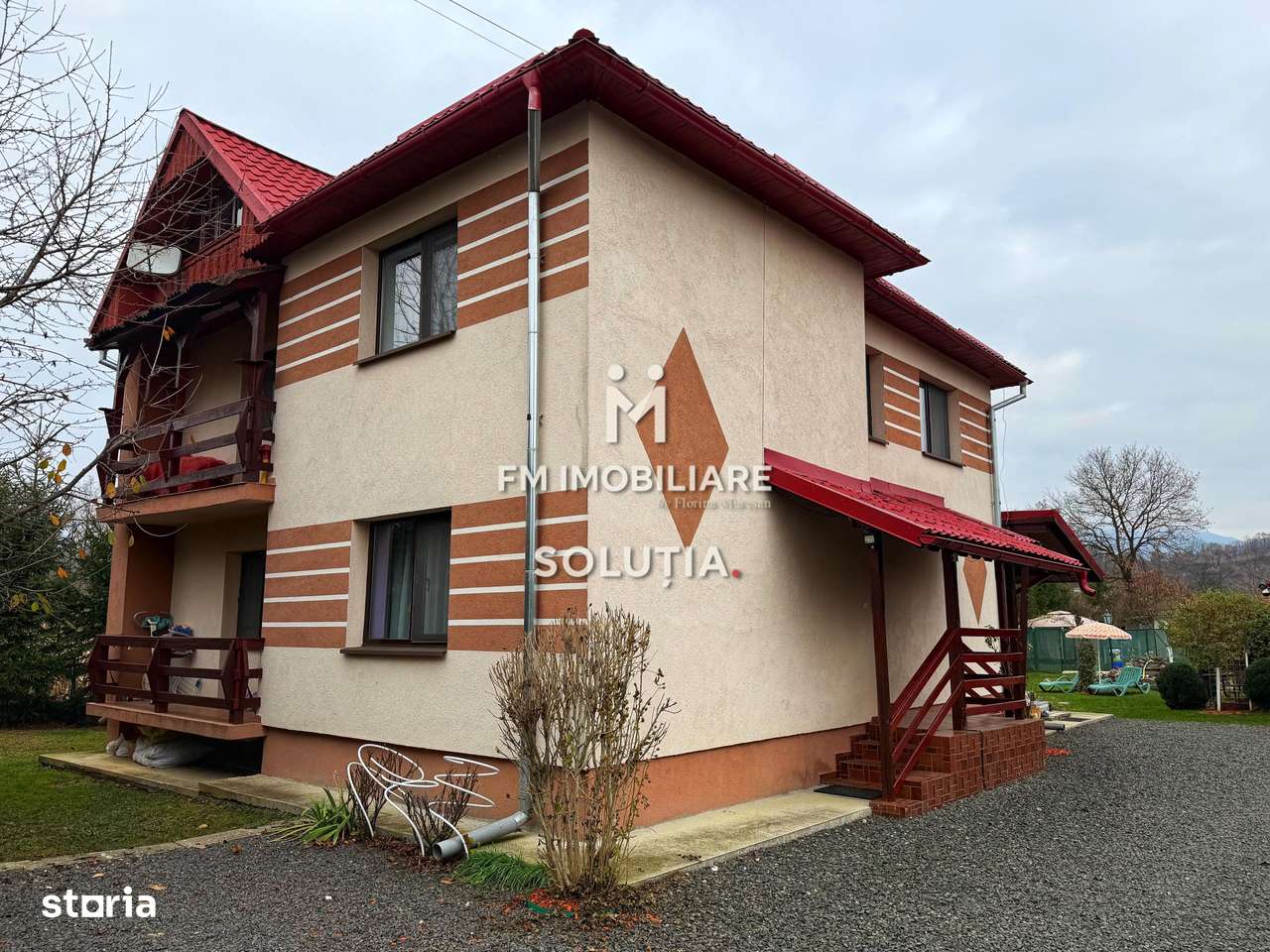 Casă spațioasă P+1 - 5 camere - teren 10 ari, Unguraș!-3