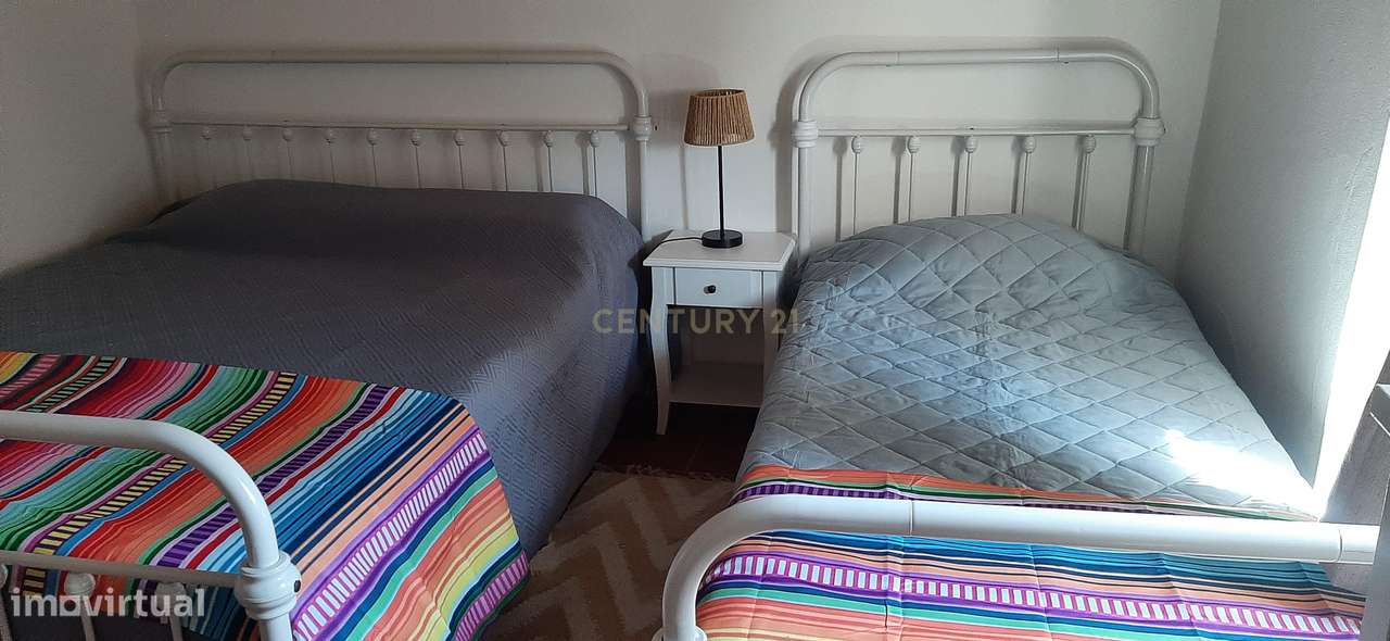 Oportunidade no coração do Alentejo! Moradia térrea T4 em Safara! Uma-21