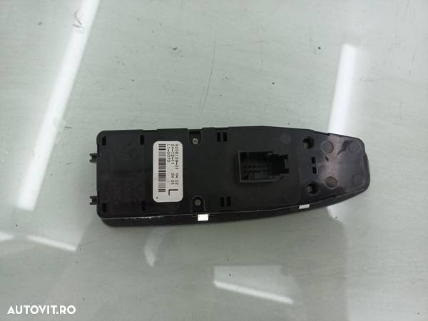 Butoane comanda geamuri sofer BMW SERIA 3 F30 2.0 D   N47D20C 2012-2018  9208109 - 4