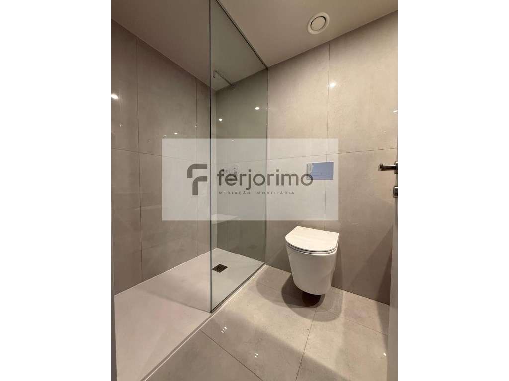 Magnífico Apartamento T2, zona tranquila-8