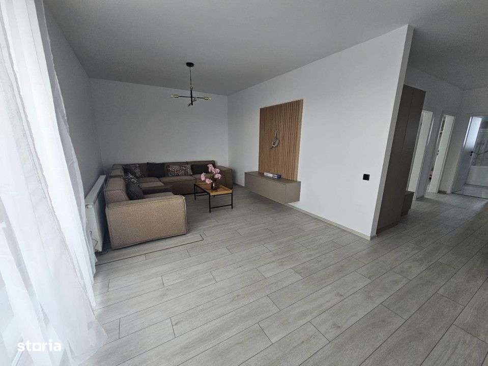 Apartament  cu 3 camere,2bai si 2 parcari - Imagine principală: 4/15