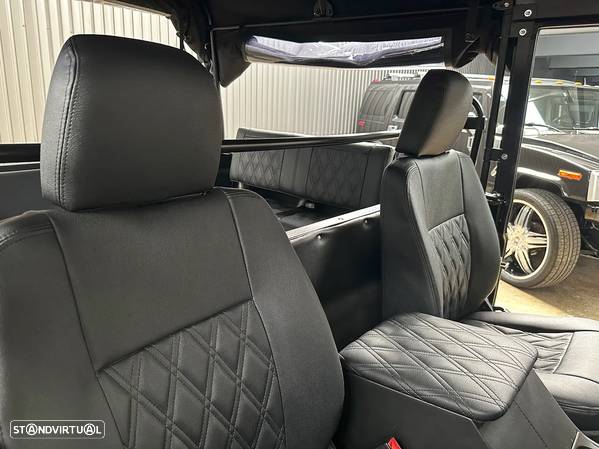 Land Rover Defender 90 2.5 tdi soft top - 32