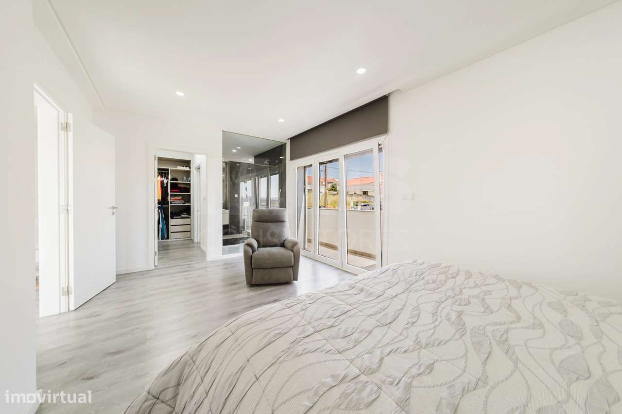 Moradia nova V4 em São João Da Talha - Grande imagem: 5/36