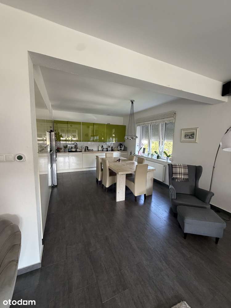 Dom dwupokoleniowy 280 m² | 2 mieszkania | Centrum Legionowa