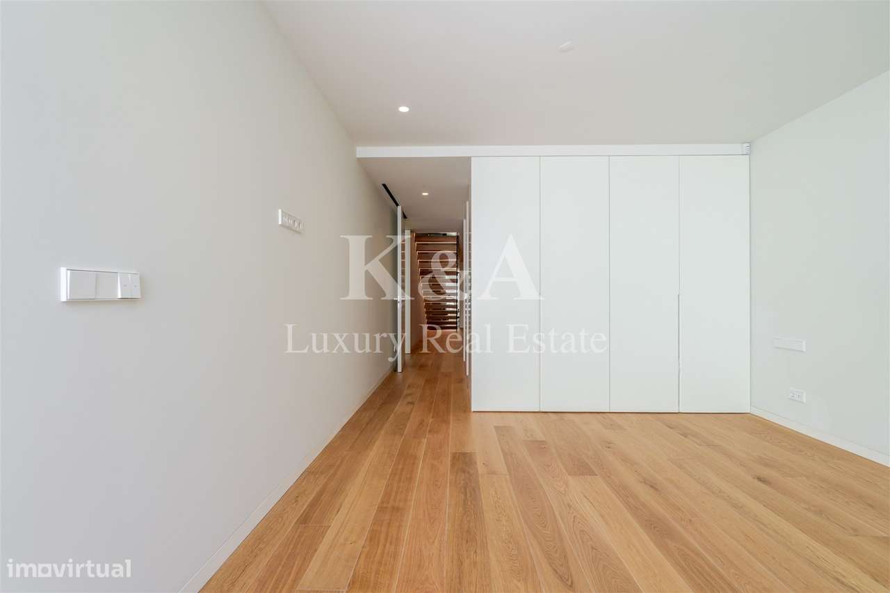 Apartamento duplex com piscina na Foz-13