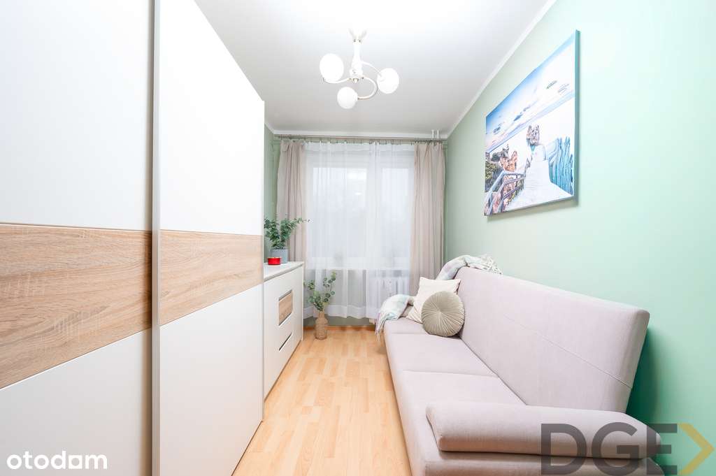 Przestronne z balkonem i osobną kuchnią - Pełny obrazek: 3/9