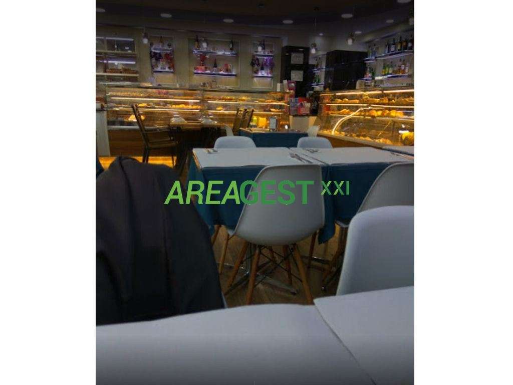 Loja para venda com rendimento, em São Sebastião, Lisboa - Grande imagem: 4/11