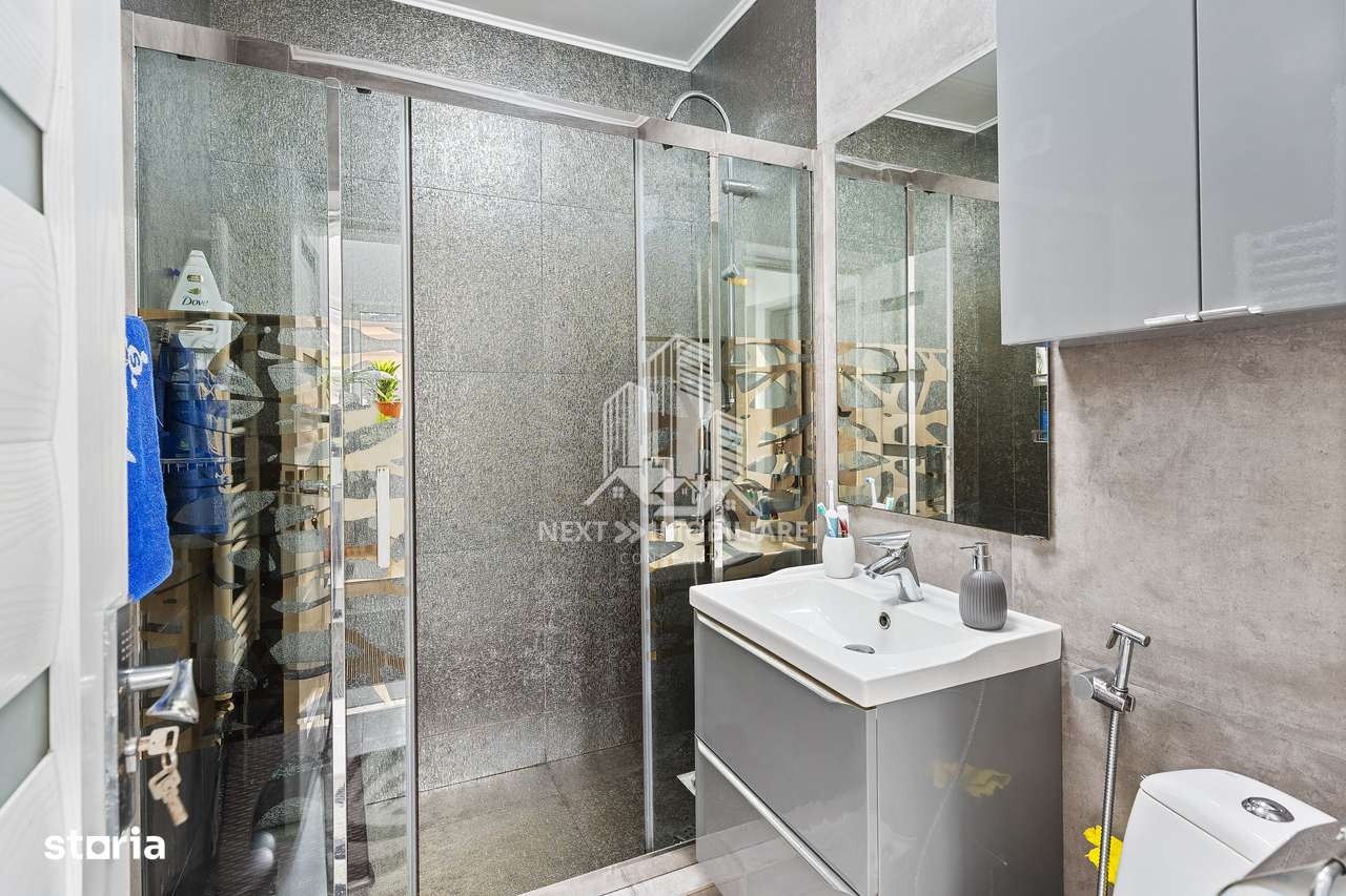 Casa P+M, 5 camere si spatiu comercial stradal , teren 252mp - Imagine principală: 2/2