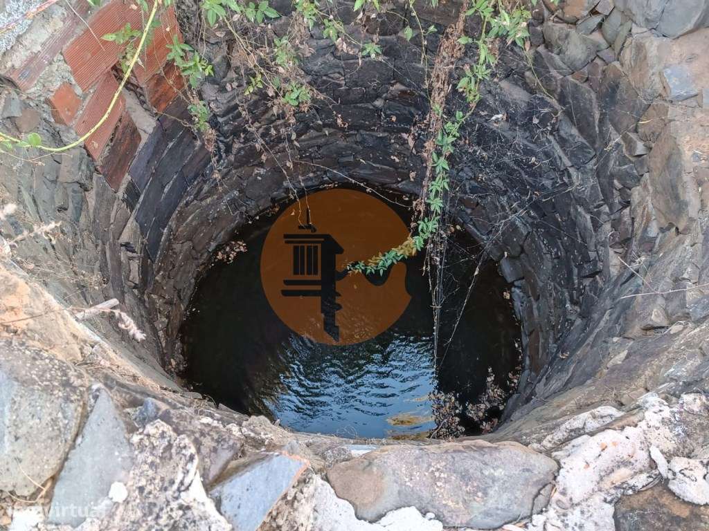 TERRENO COM ARMAZÉM - RUINA - NORA - FURO - COM 77.630 M2 - CONSTRU... - Grande imagem: 3/22