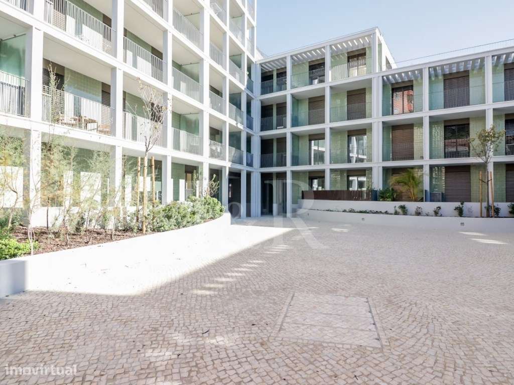 Penthouse T4+1 com terraço, piscina e vista rio no Dafundo, Oeiras-46