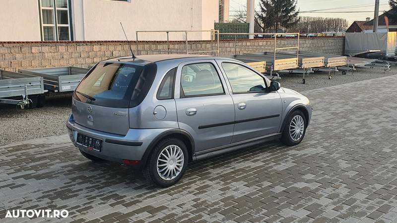 Opel Corsa 1.2 16V Edition - 20