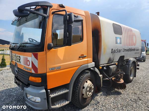 Zamiatarka Mercedes-Benz Atego NA CZĘŚCI - 1