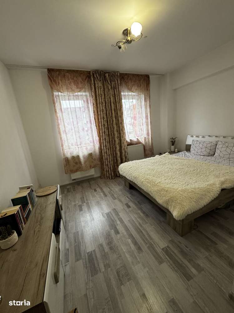 Apartament 2 camere, decomandat, etaj 1, Tractorul, Brașov,-4