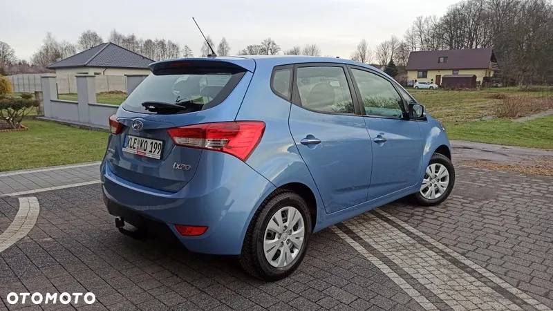 Hyundai ix20 1.4 blue Comfort - 10