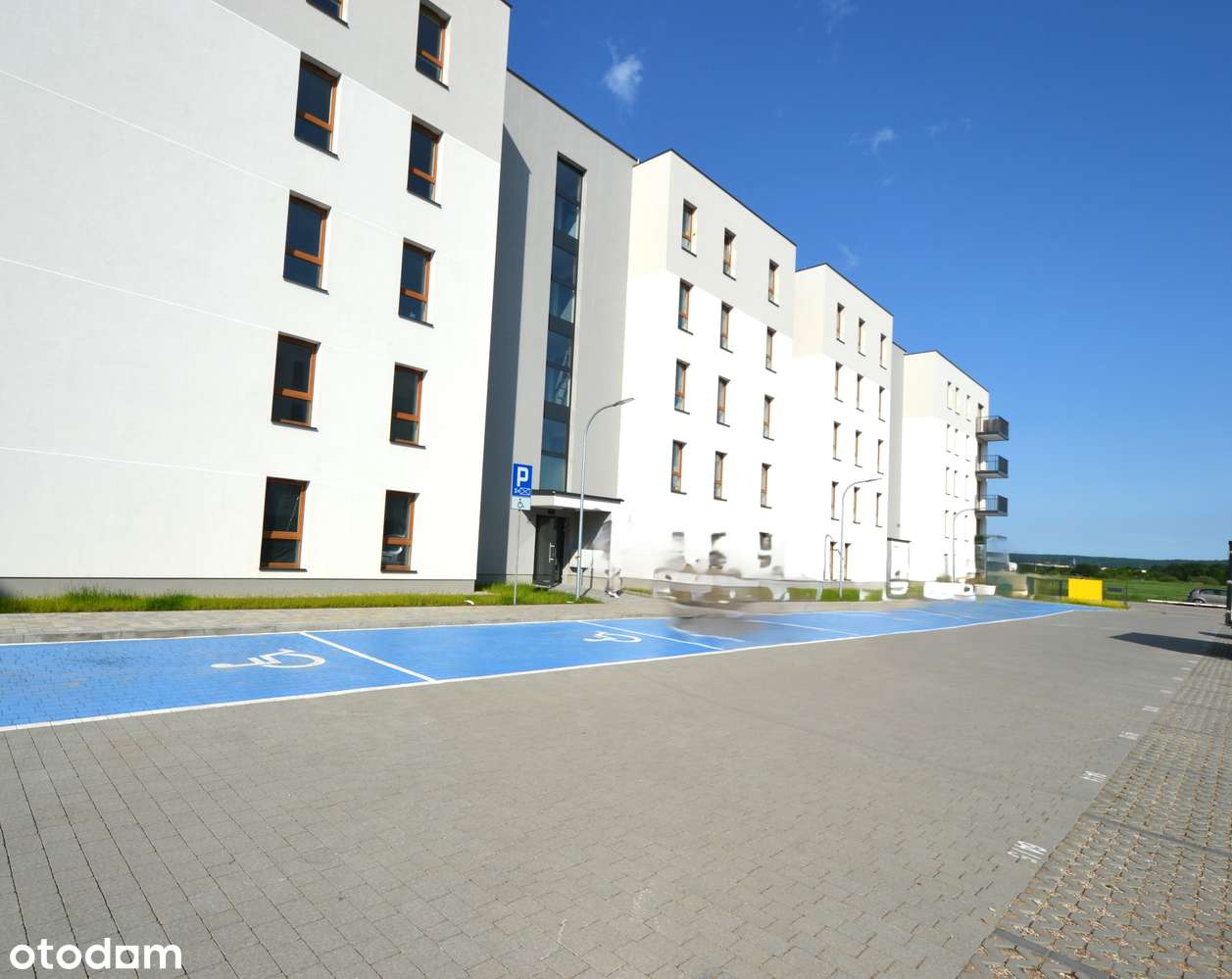 Wykończone po klucz- 3 pokoje, mc. postojowe w cenie-Bez PCC-8