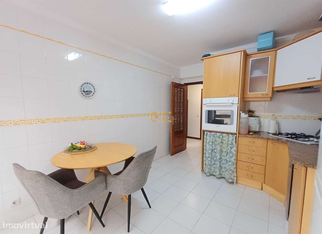 T1 Kitchenette, para venda – Abadias! - Grande imagem: 2/16