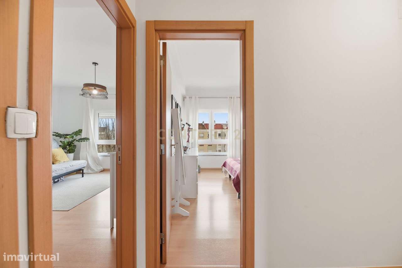 Apartamento T4 em Moita, Setúbal - Oportunidade Única!-18