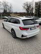 BMW Seria 3 320i - 32