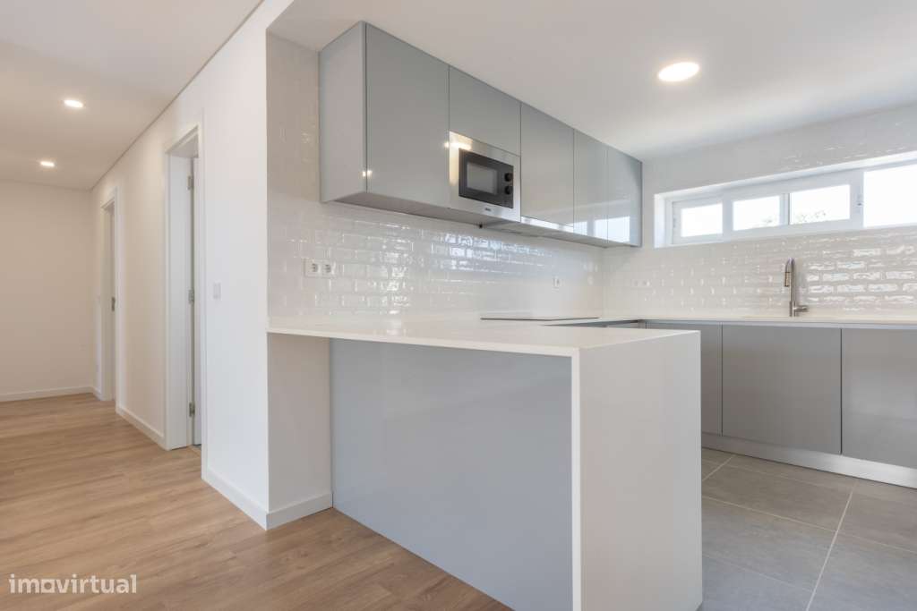 T3 Remodelado. Cozinha equipada e  Suite-12