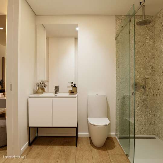 T1+1 Novo com lugar de garagem e arrumo a 400m do Metro.-16