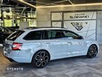 Skoda Octavia Combi 2.0 TDI 4x4 DSG RS - 9