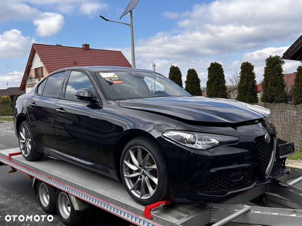 Alfa Romeo Giulia 2.0 Turbo 16V AT8 Sprint - 1