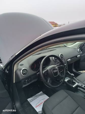 Audi A3 Sportback 2.0 TDI Attraction - 16