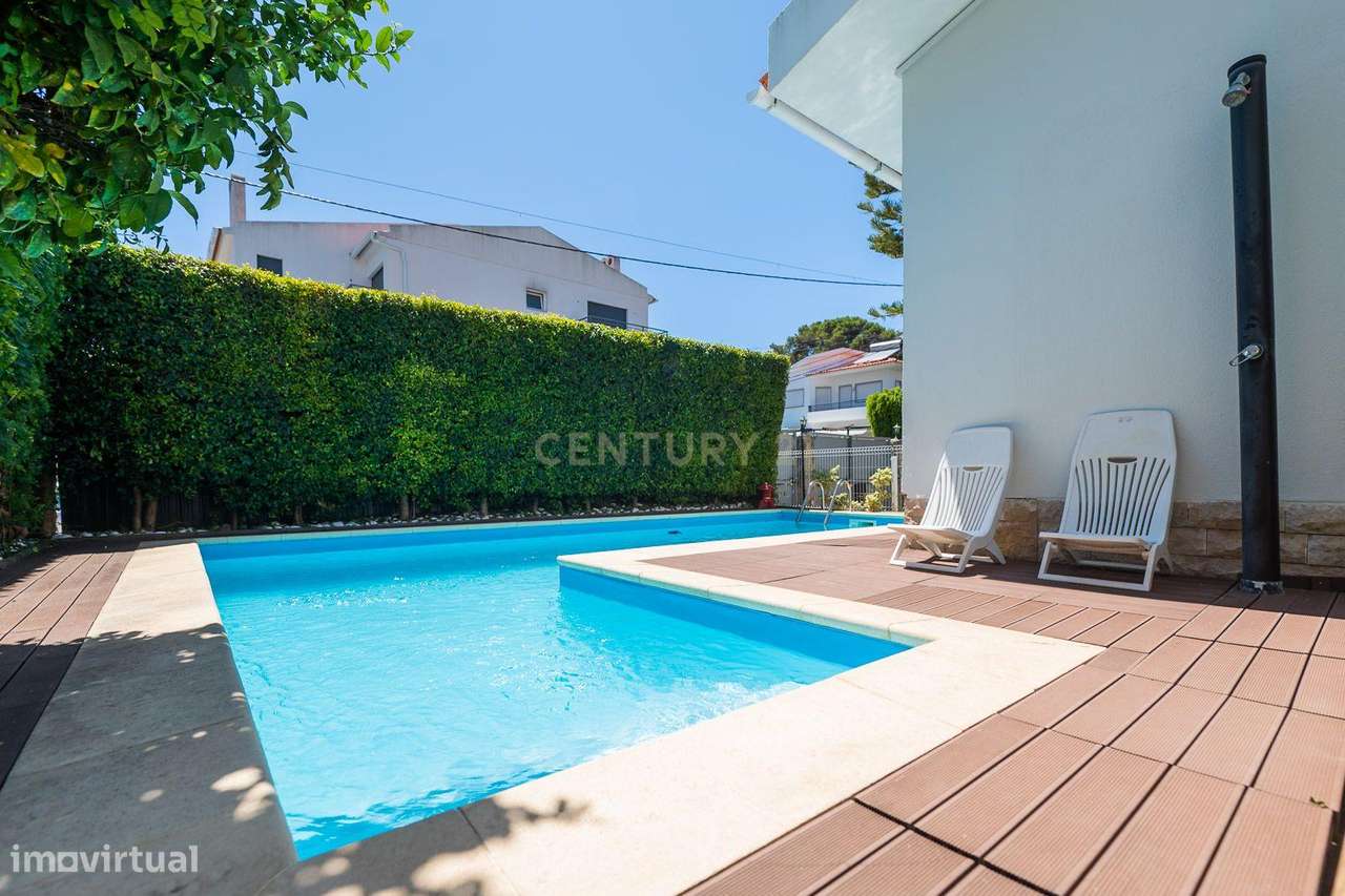 Moradia T4 com piscina-8