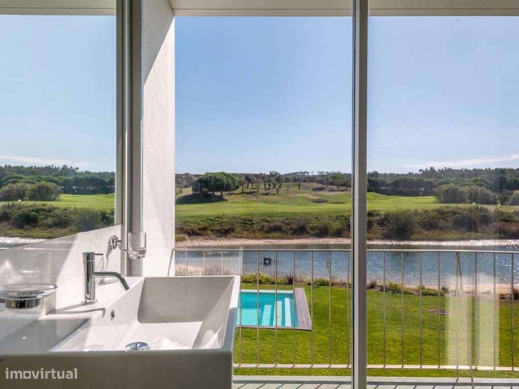 Moradia isolada T4 assinada por Eduardo Souto de Moura no Exclusivo... - Grande imagem: 4/57