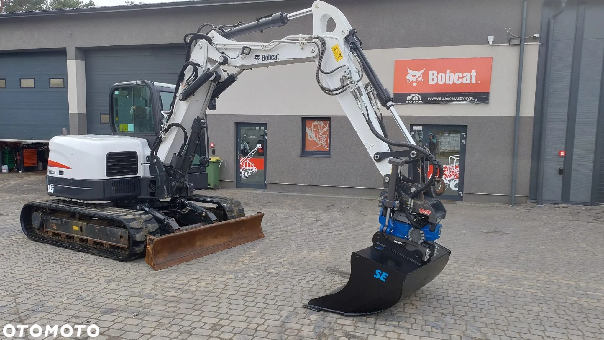 Bobcat E85 - 1