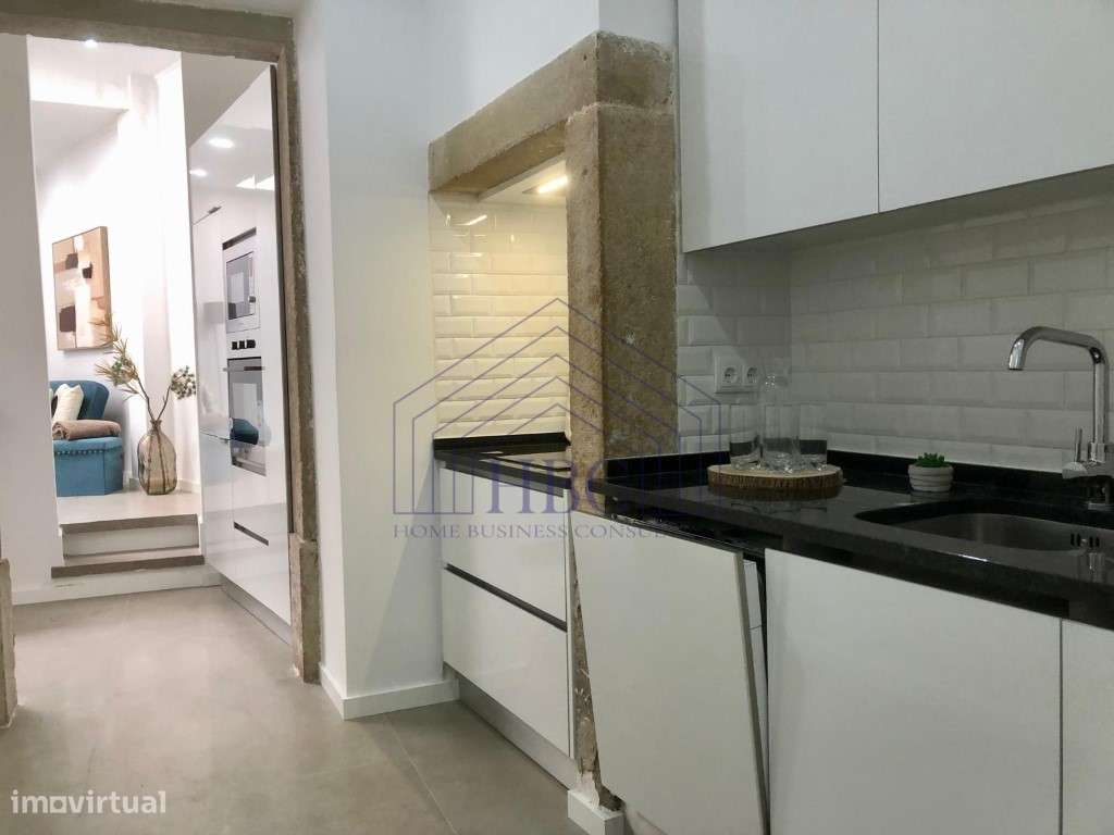 Apartamento T3 - Totalmente Remodelado e Mobilado-13