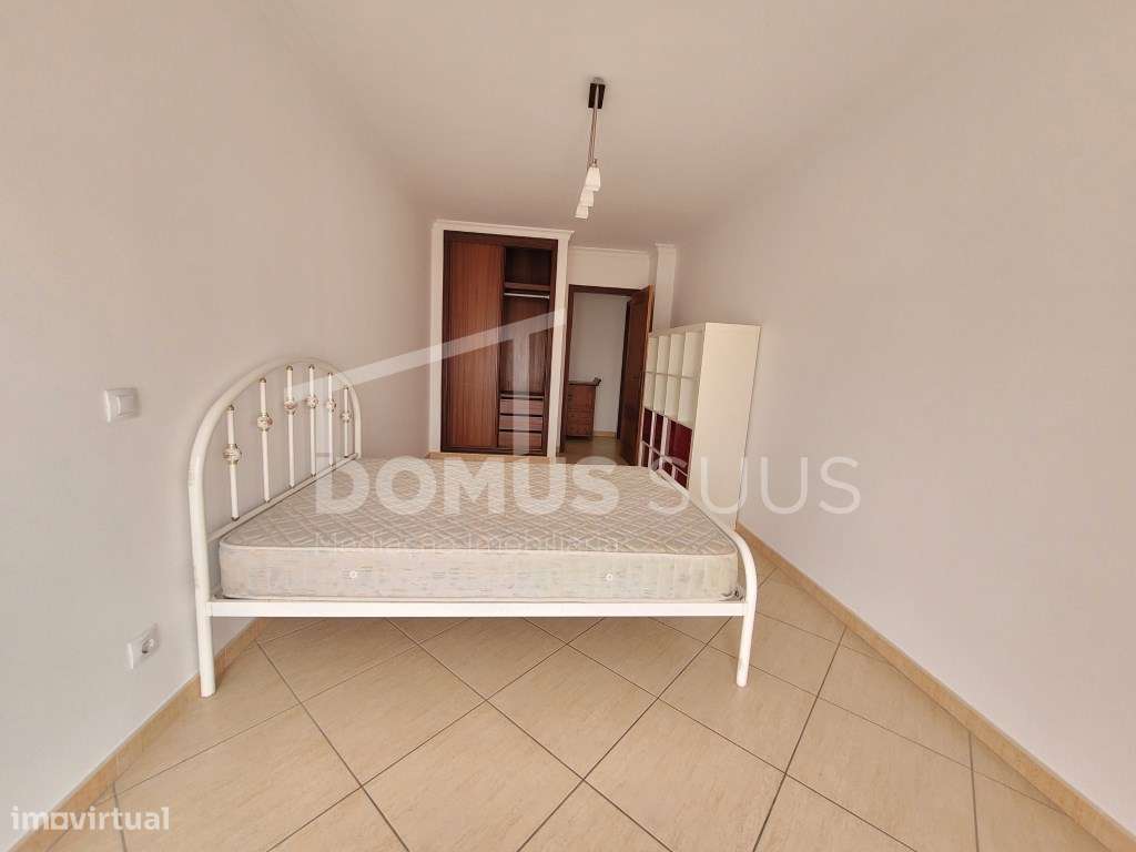 Apartamento T3 em ótimo estado-13
