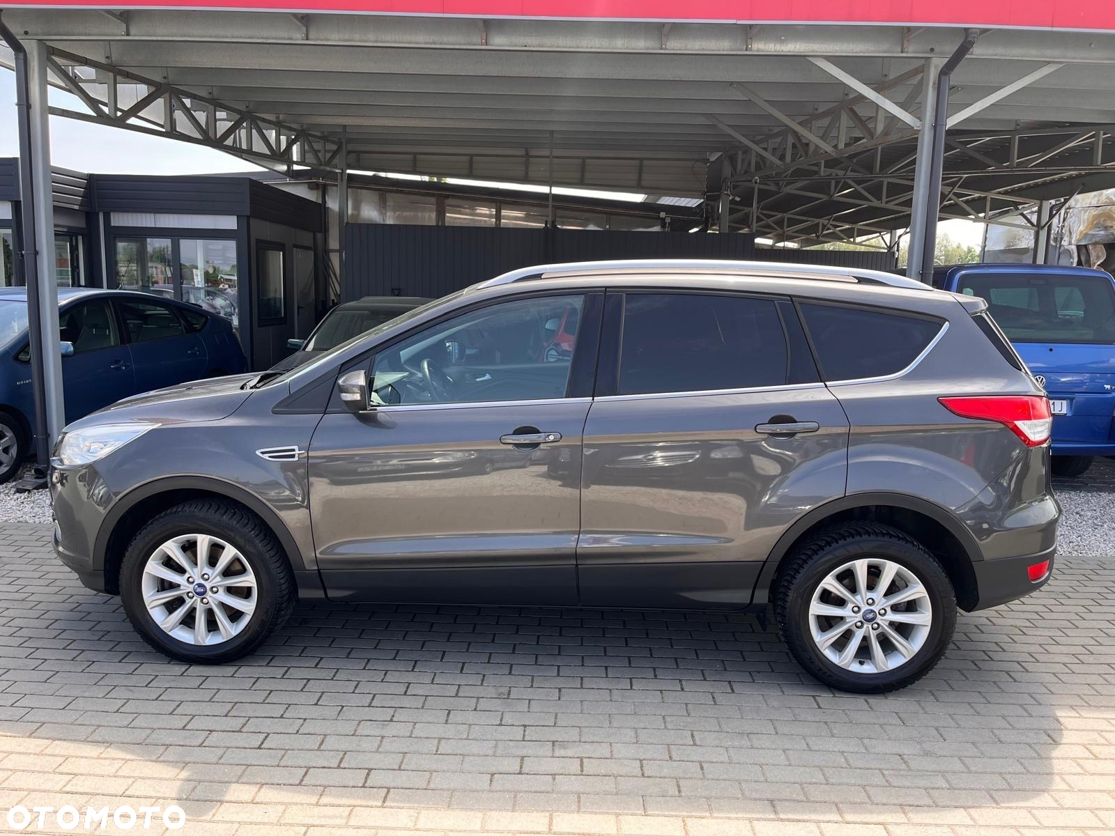 Ford Kuga 2.0 TDCi AWD Titanium - 4