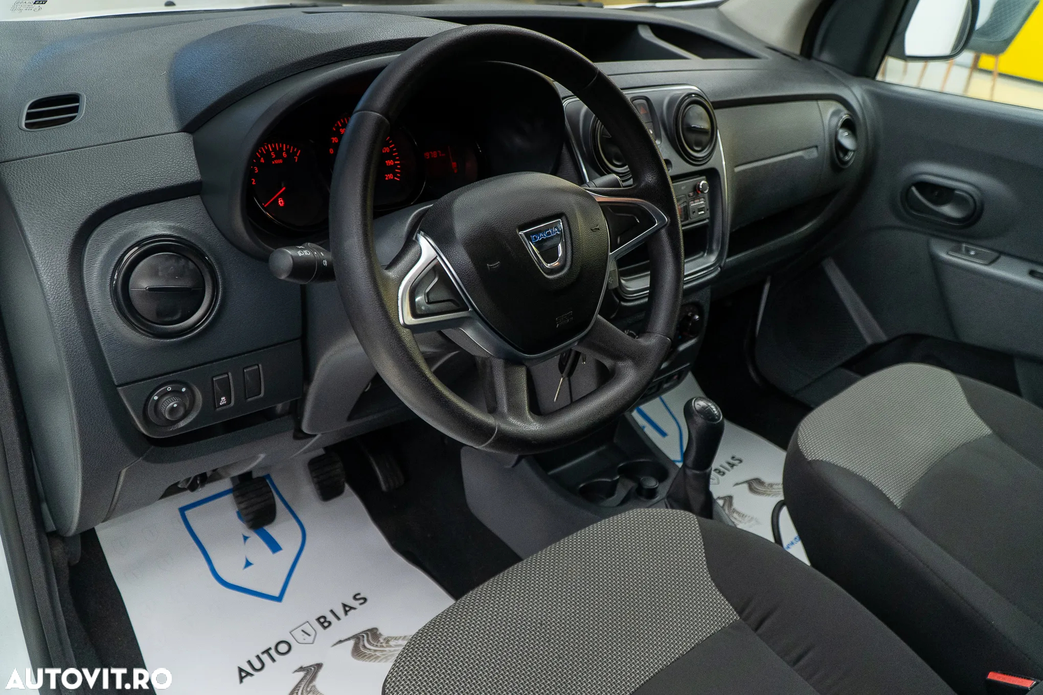 Dacia Dokker 1.5 Blue dCi Laureate - 7