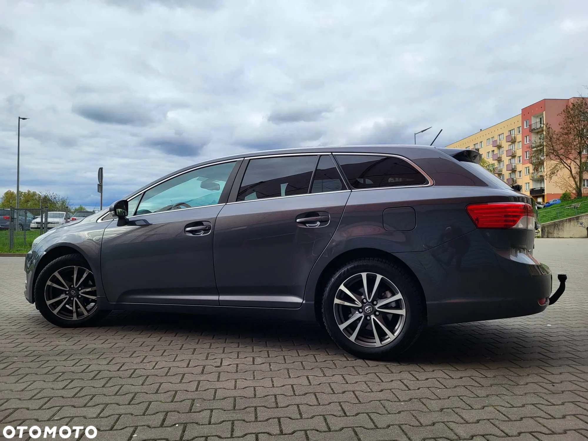 Toyota Avensis 1.8 Business Edition - 20