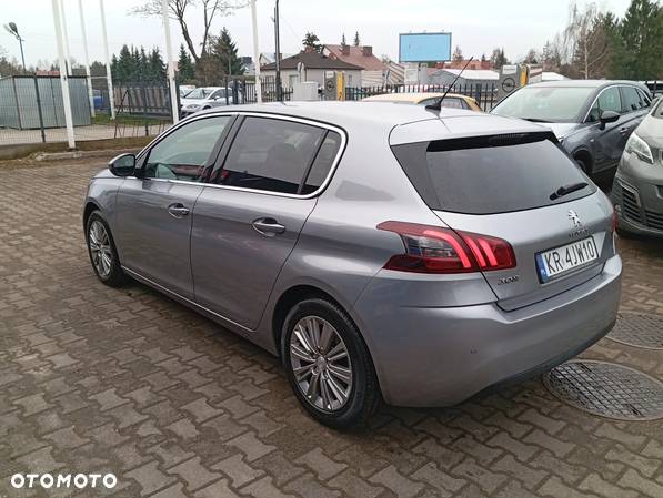 Peugeot 308 1.2 PureTech GPF Allure S&S - 7