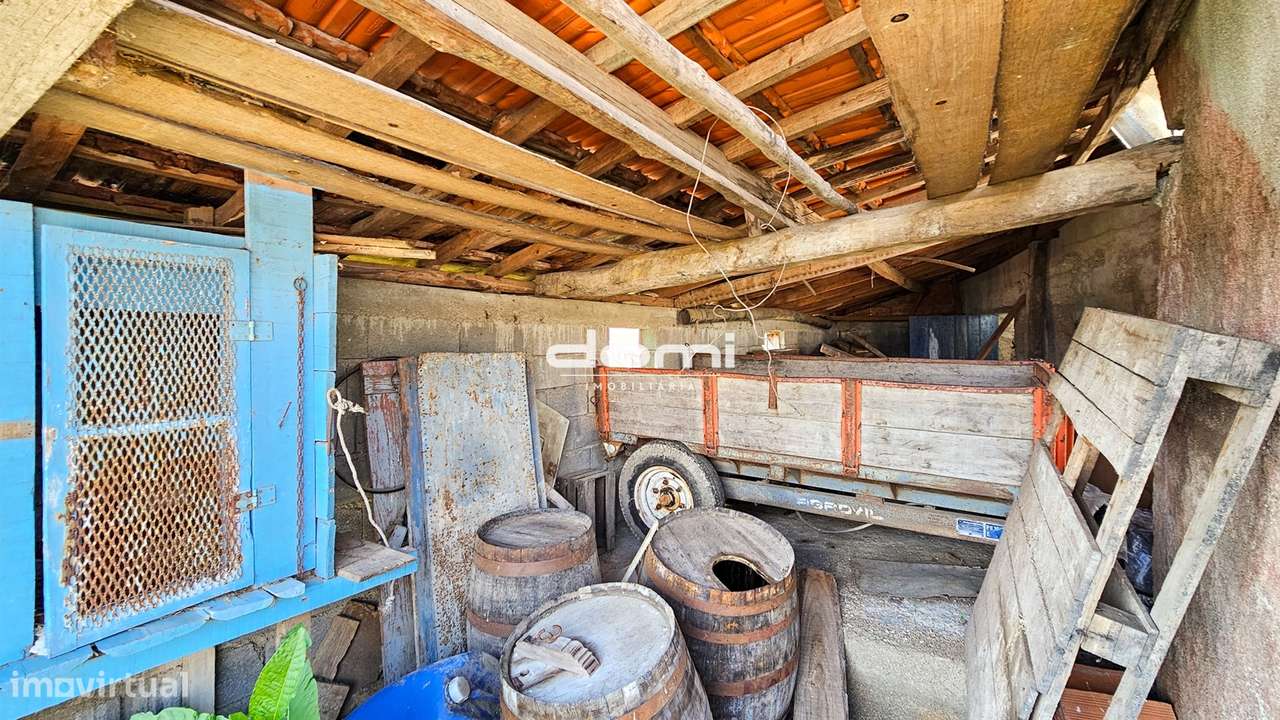 Propriedade com duas Moradias para Reabilitar – Ervilhal, Sul -São Ped-11