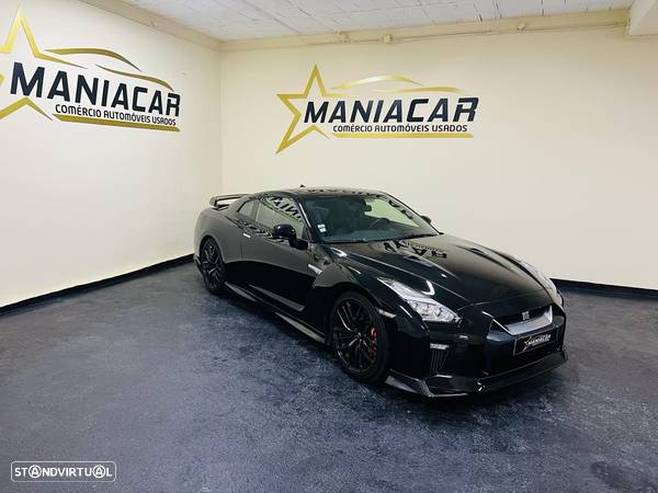 Nissan GT-R 3.8 V6 Black Edition - 3