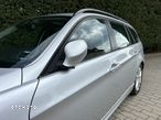 BMW Seria 3 320d DPF Touring - 37