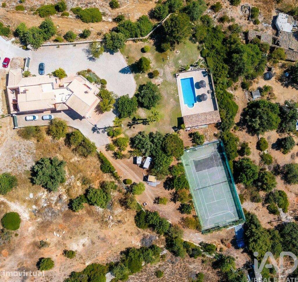 Casa / Villa T4 em Santa Bárbara de Nexe de 484,00 m2-11
