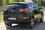 Kia Sportage 2.0 CRDI 4WD Automatik Dream-Team Edition - 7