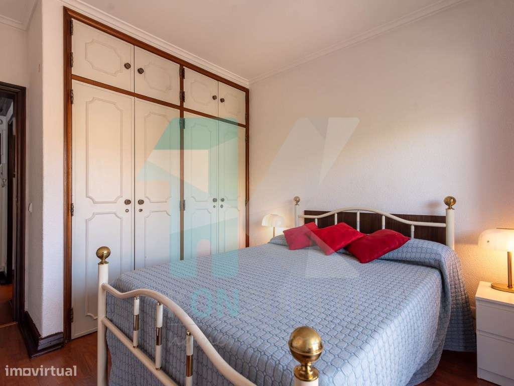 Apartamento T1 c/varanda junto à Praia de Santo Amaro de Oeiras-9