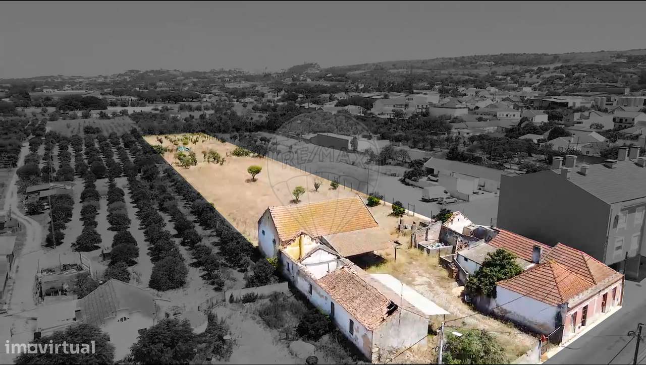 Moradia T6 para venda - Grande imagem: 2/9