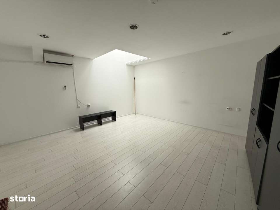 Inchiriere spatiu de birouri in ultracentral, 900 EUR - Imagine principală: 2/9