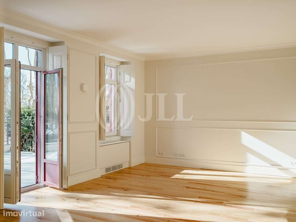 Apartamento T3 com vista e garagem, no centro de Sintra - Grande imagem: 5/26