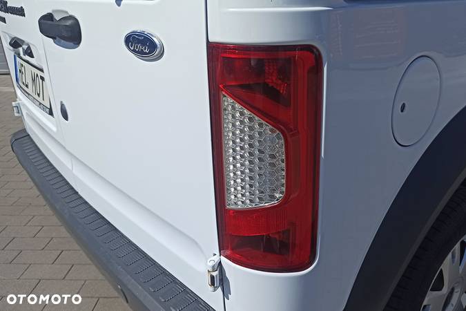 Ford Transit Connect - 18