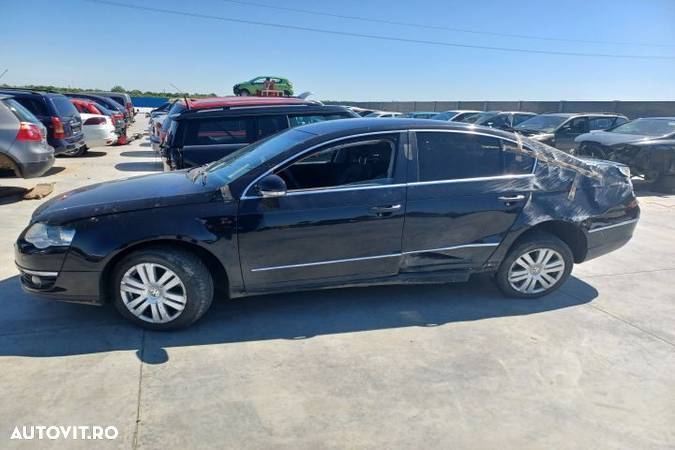 Geam usa spate dreapta Volkswagen VW Passat B6  [din 2005 pana  2010] seria Sedan 4-usi 2.0 TDI MT - 3