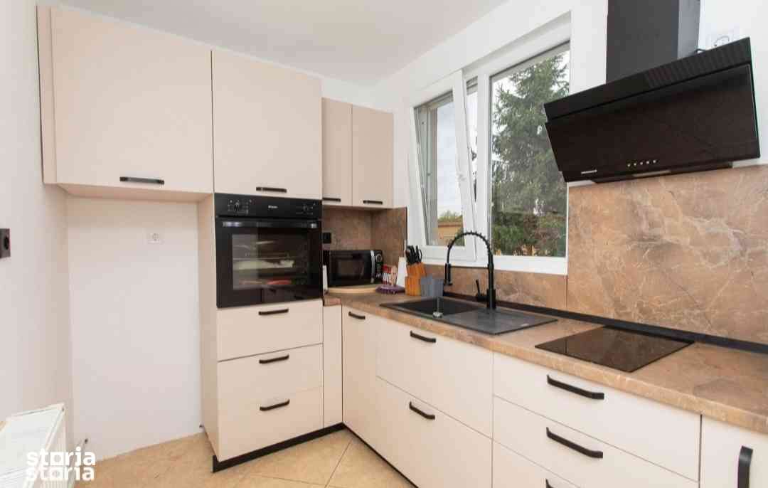 Vilă  Parter+ Mansardă Santandrei mobilată utilată-16